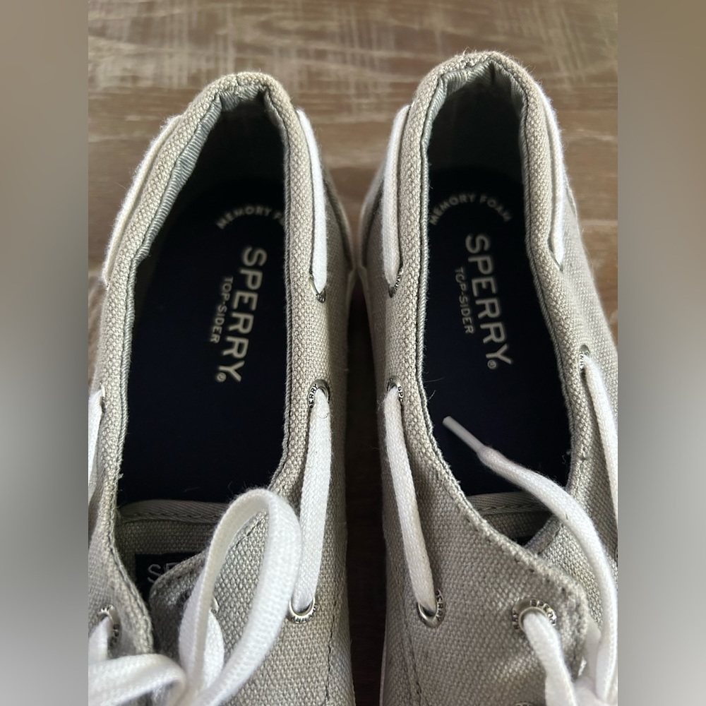 Sperry Memory Foam Top-Slider Size 8 - image 4